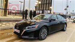 نيسان ألتيما